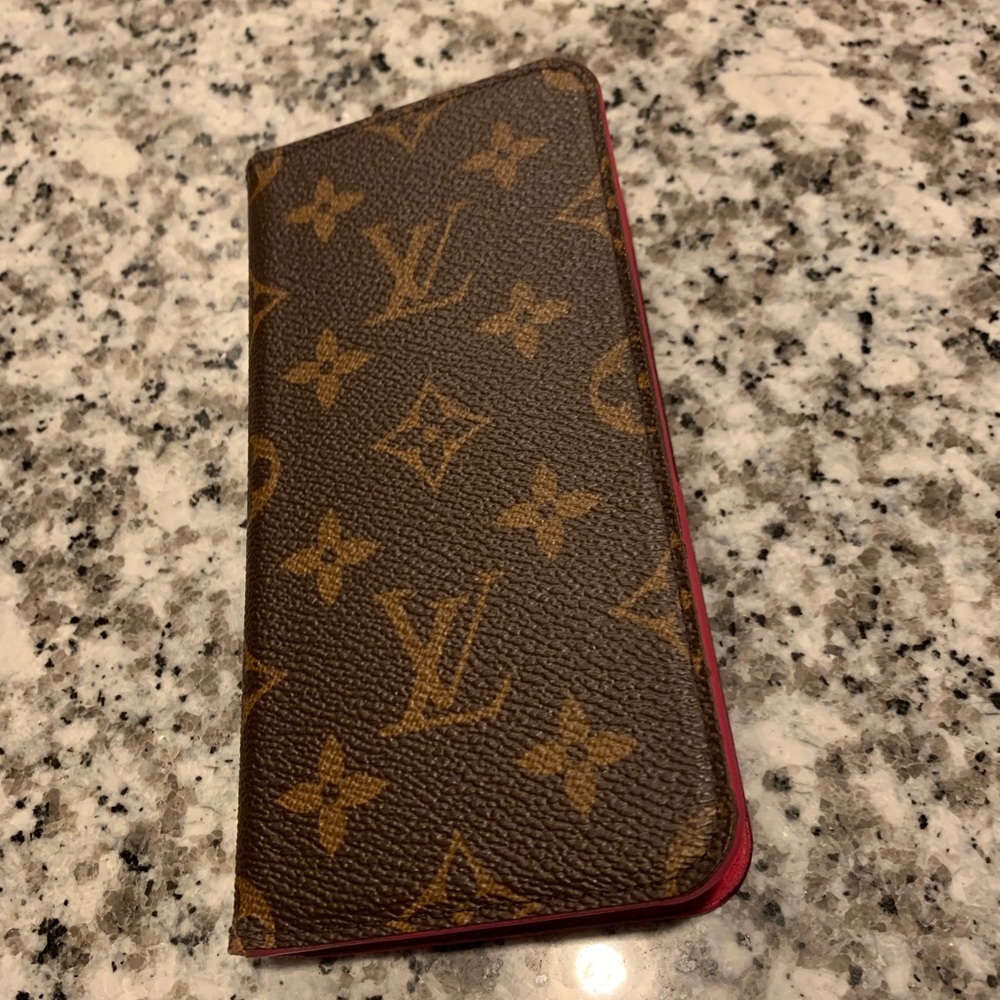 Louis Vuitton iPhone XS Max Folio (case)